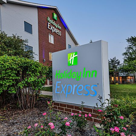 Holiday Inn Express Chicago Northwest-Vernon Hills By Ihg Exteriör bild