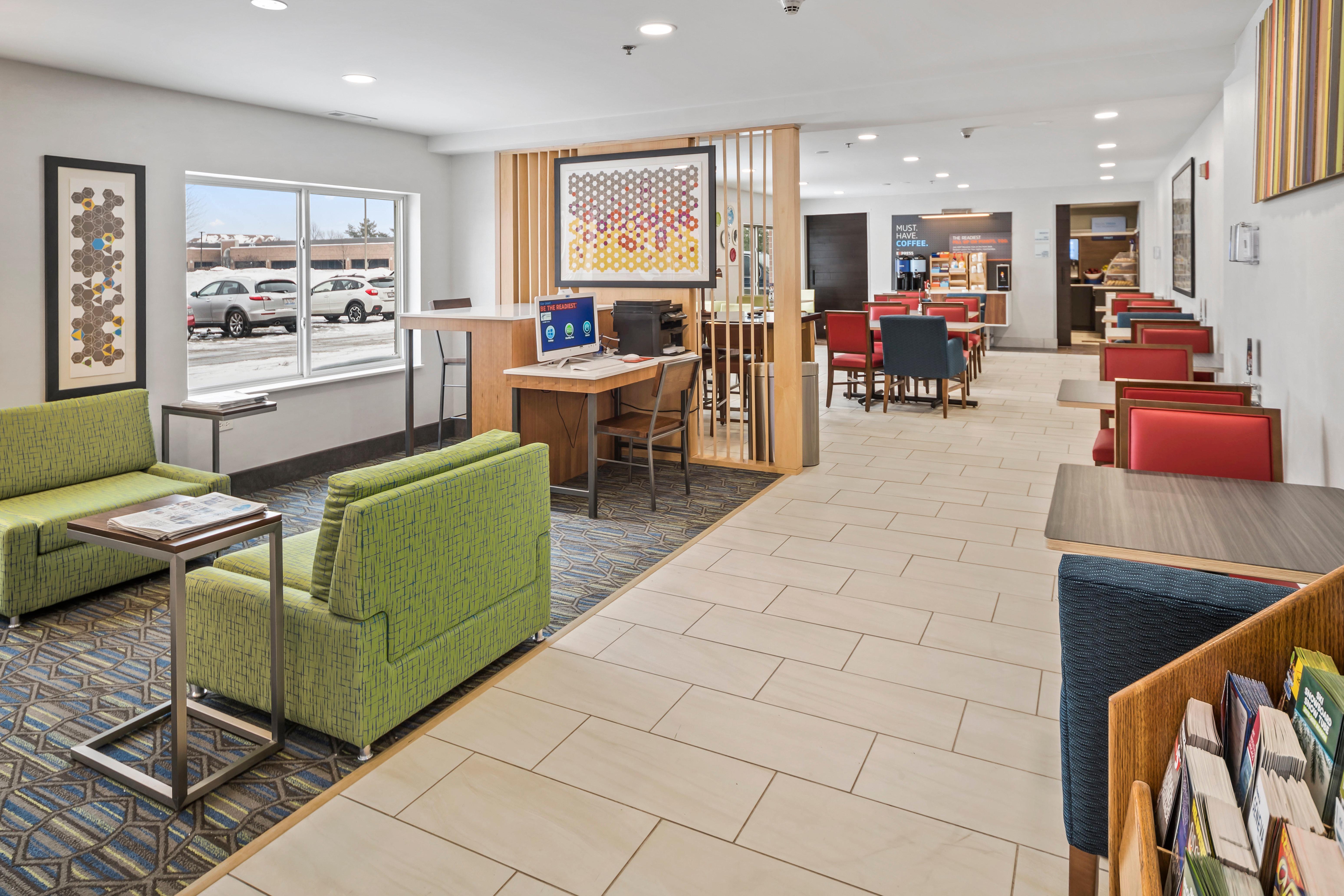 Holiday Inn Express Chicago Northwest-Vernon Hills By Ihg Exteriör bild