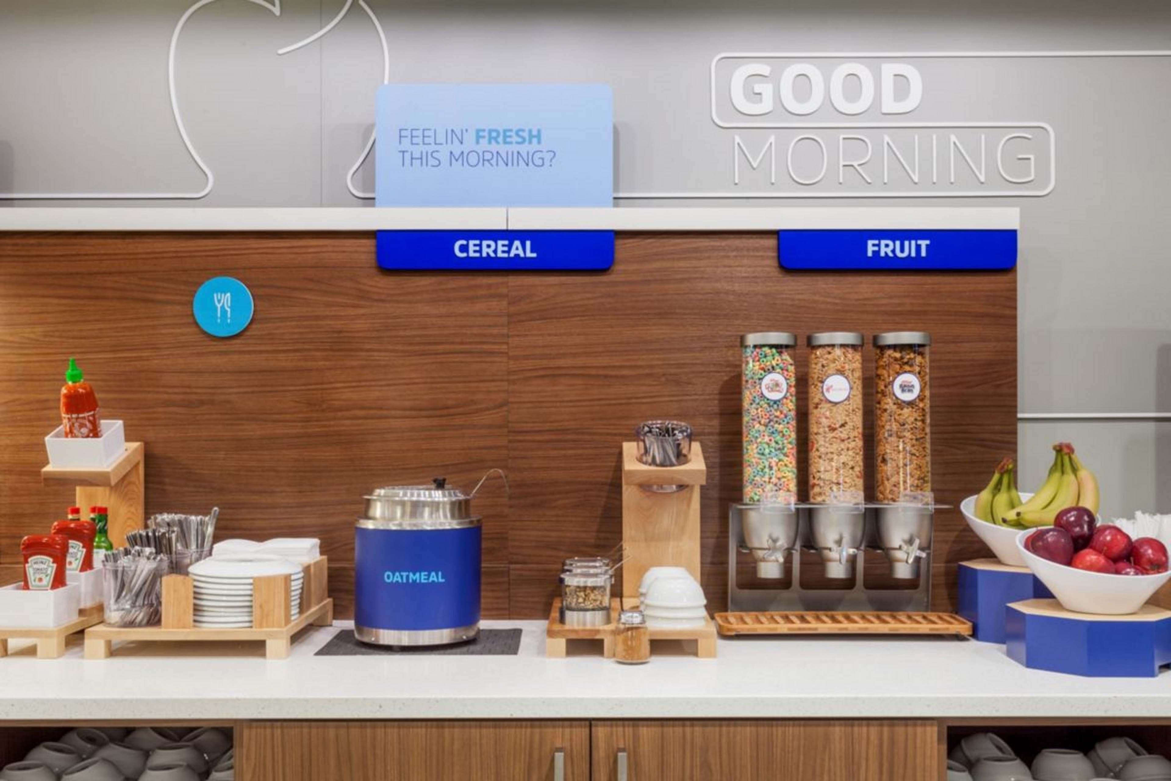 Holiday Inn Express Chicago Northwest-Vernon Hills By Ihg Exteriör bild
