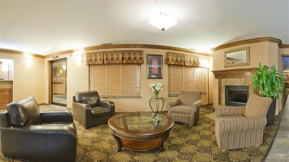 Holiday Inn Express Chicago Northwest-Vernon Hills By Ihg Exteriör bild