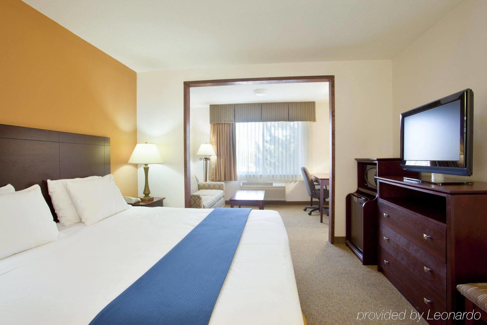 Holiday Inn Express Chicago Northwest-Vernon Hills By Ihg Rum bild